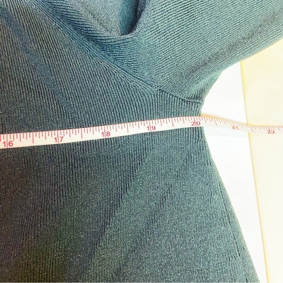 Cable & Gauge black drapey double button viscose nylon cardigan L - Picture 8 of 9